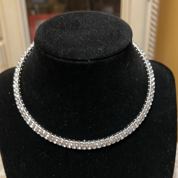 New Bling Necklace - Picture 3 of 6